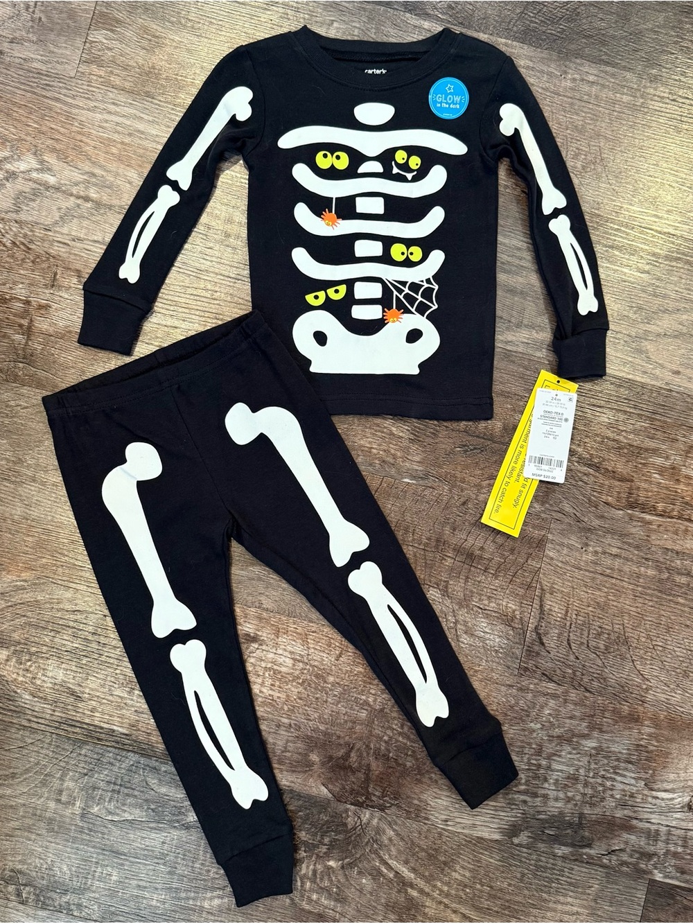NWT Carters Skeleton Two Piece Halloween Pajamas Glow in the Dark 24 Months